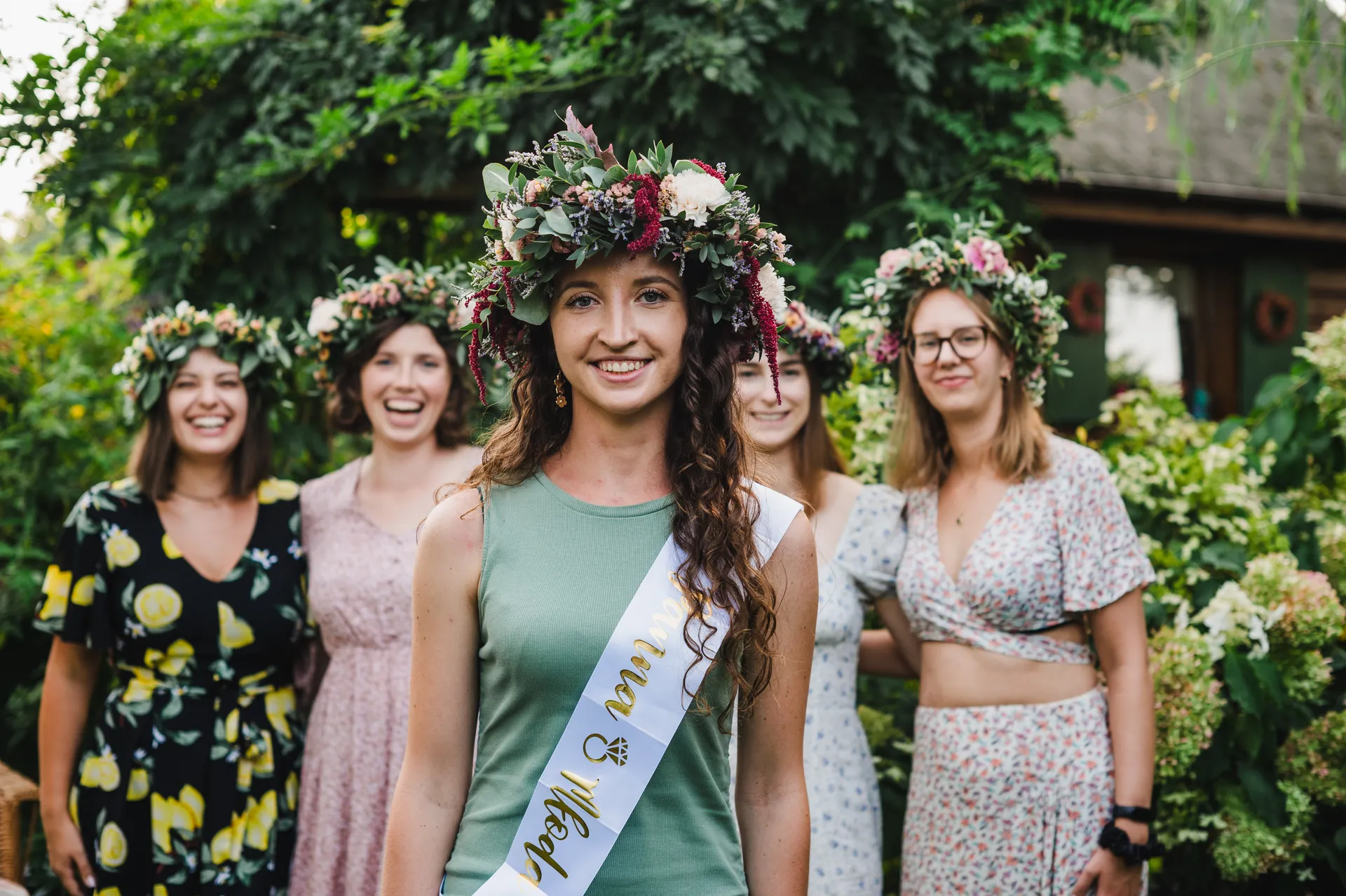 Wieczór Panieński Marianny – warsztaty florystyczne i sesja zdjęciowa w ogrodzie 1 wieczór panieński